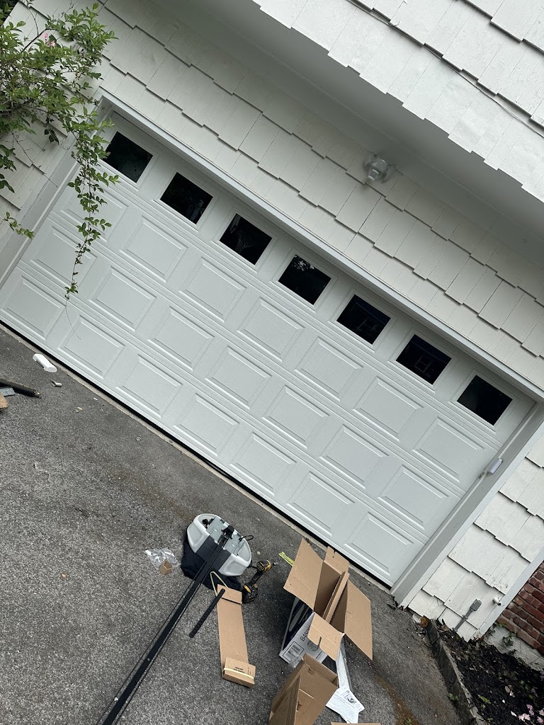 Garage Door Services in South Windsor, CT | USA Garage Door Repairs